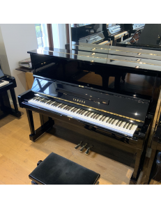 Yamaha U1A