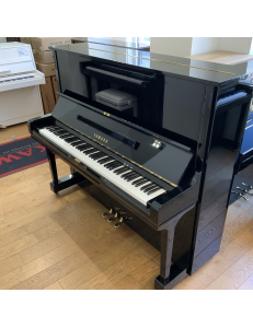 Yamaha U3