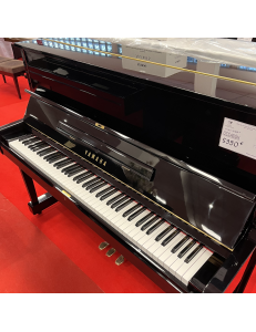 yamaha U1
