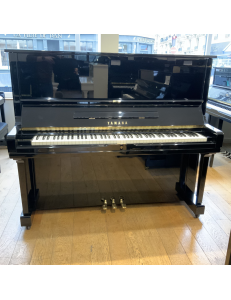 Yamaha U3