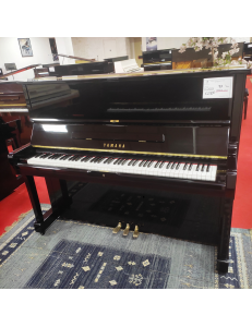 yamaha U1