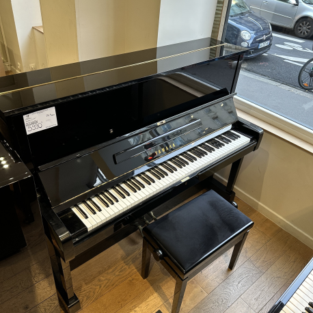 Yamaha U1M