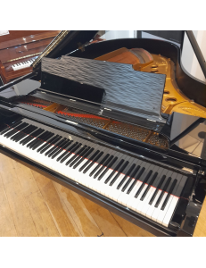 Steinway&Sons M