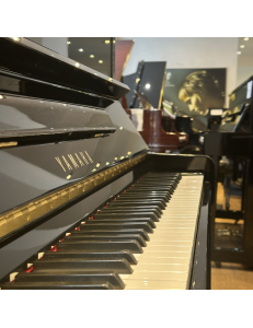 Yamaha MC10BL laqué noir occasion