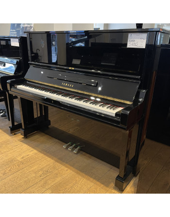 Yamaha U3A