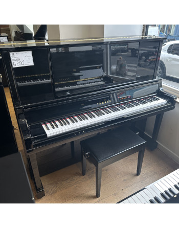 Yamaha UX30A