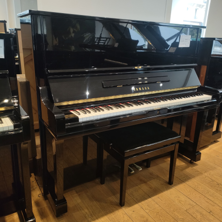 Yamaha U3 laqué noir