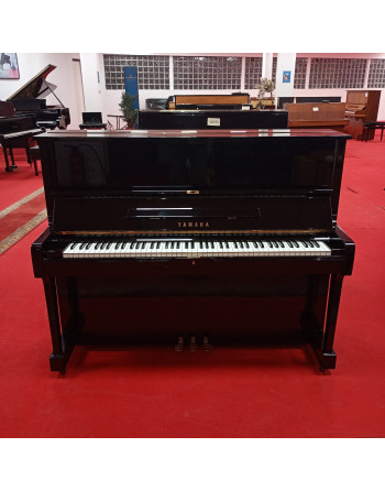 Yamaha U1H