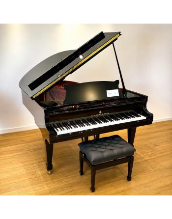 Steinway & Sons O